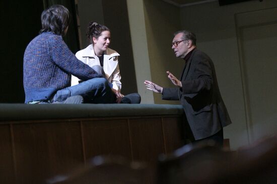 Rehearsing the play "Proof" staged by Krzysztof Zanussi