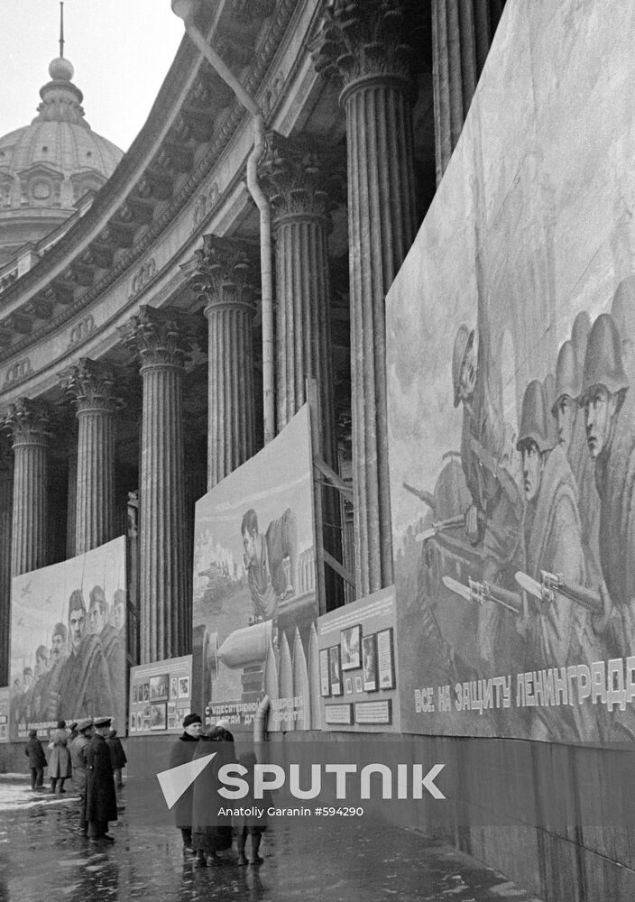 War posters on Leningrad's Kazan Cathedral