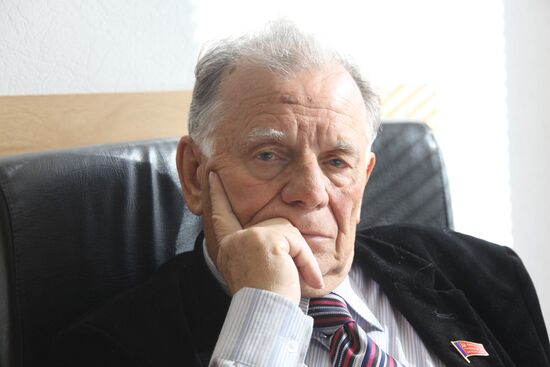 Zhores Alfyorov