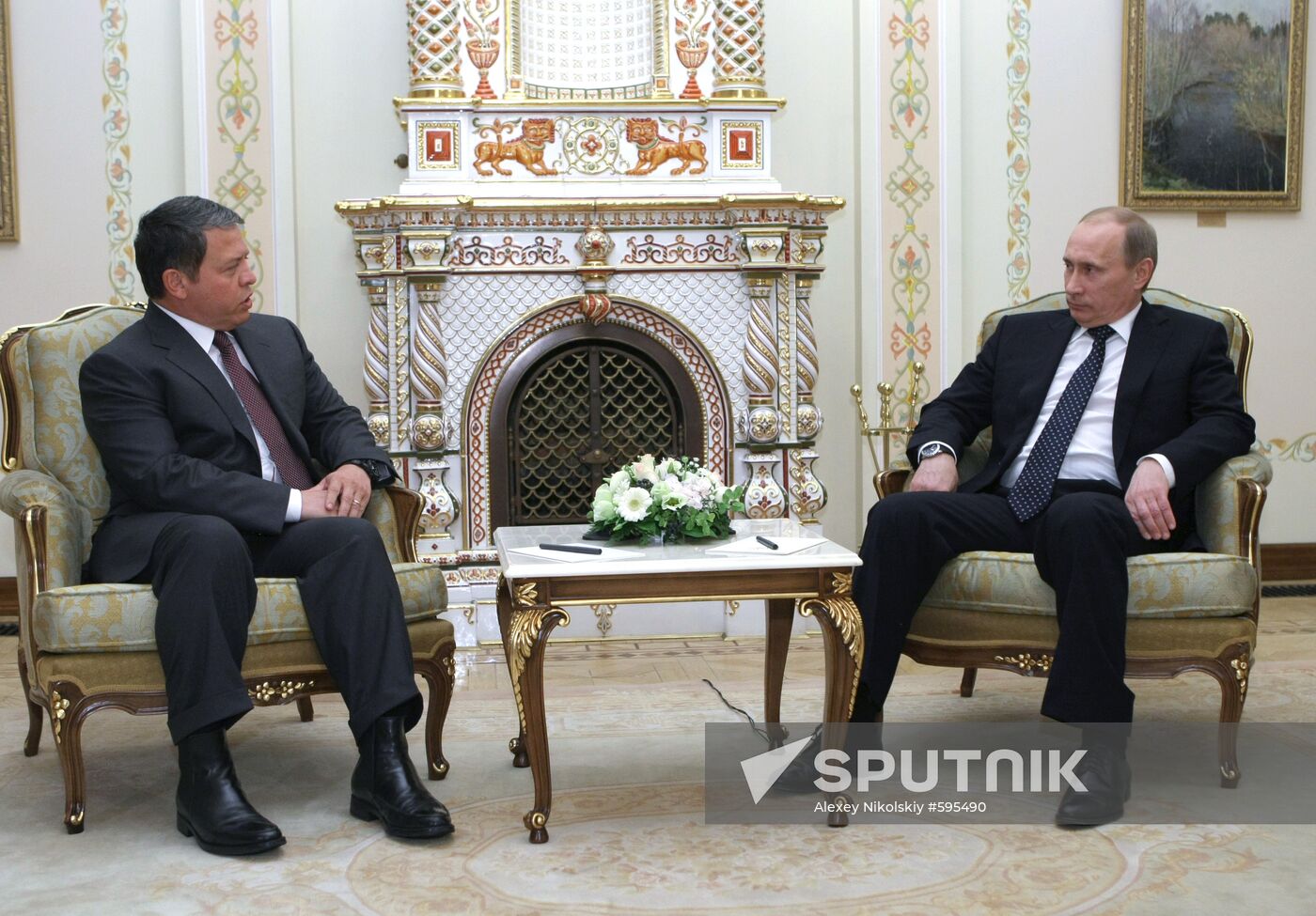 Vladimir Putin meets with King Abdullah II of Jordan