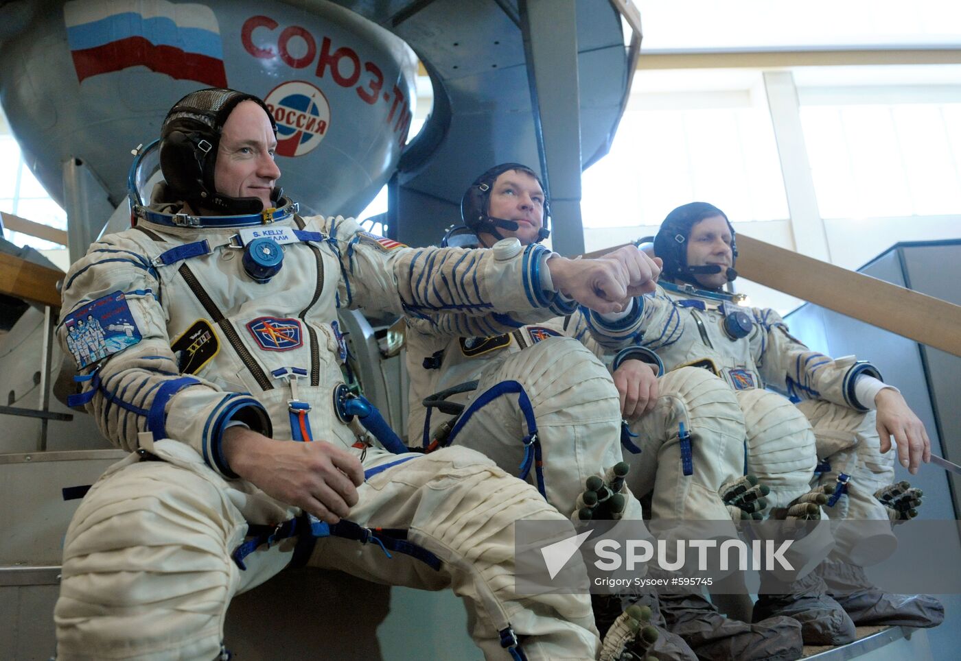 Andrei Borisenko, Alexander Samokutyayev, Scott Kelly