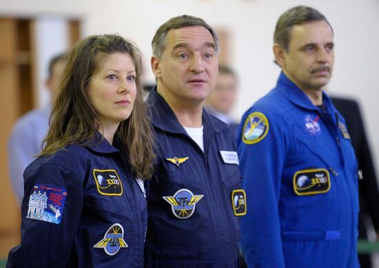 Mikhail Kornienko, Alexander Skvortsov, Tracy Caldwell Dyson