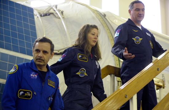 Alexander Skvortsov, Mikhail Kornienko, Tracy Caldwell Dyson