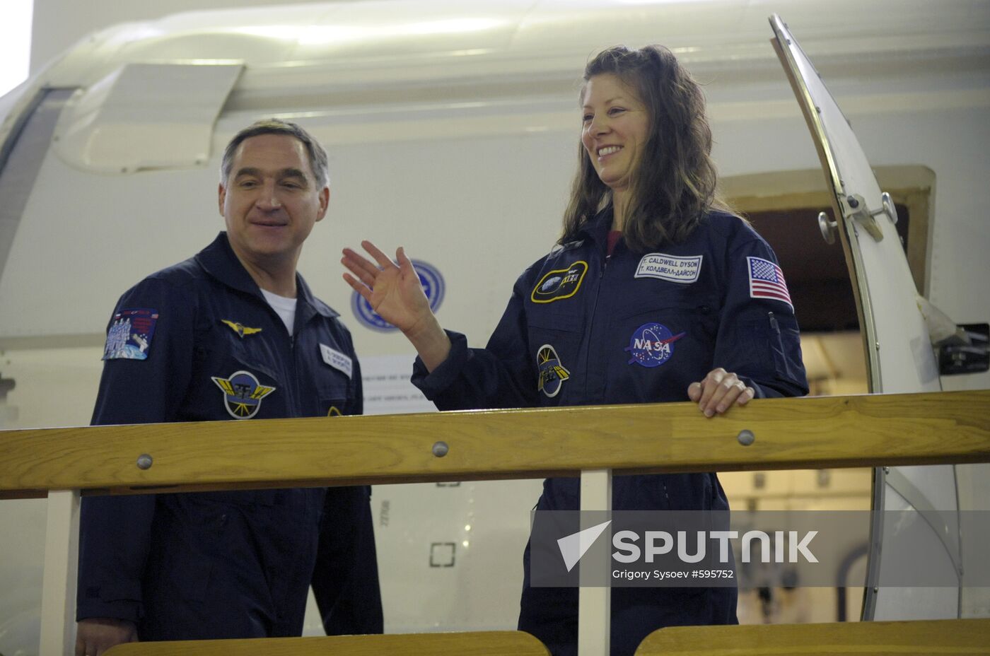 Alexander Skvortsov, Tracy Caldwell Dyson