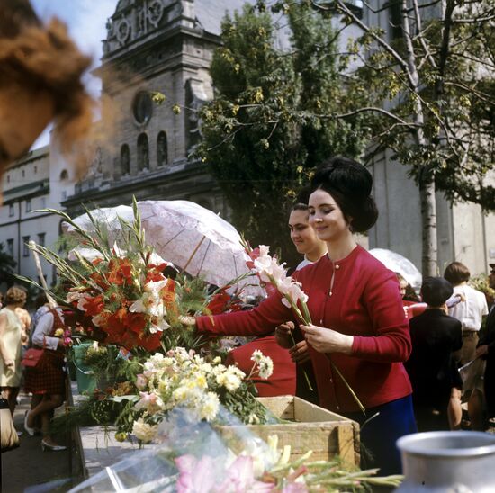 Flower stand