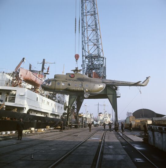 Loading helicopters