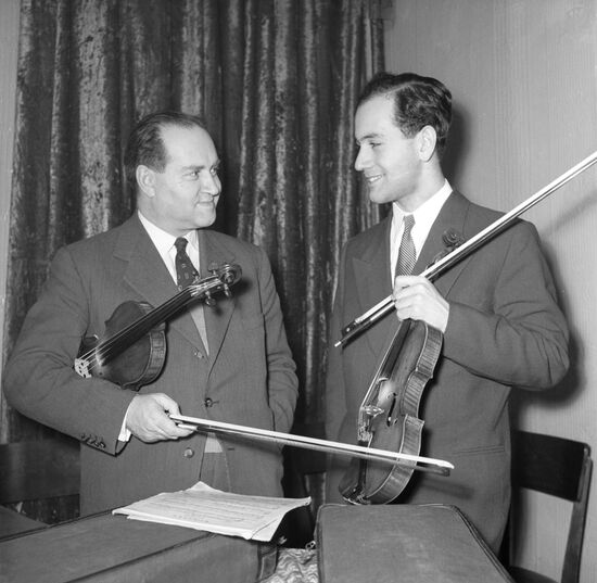 Violinists David Oistrakh and Igor Oistrakh