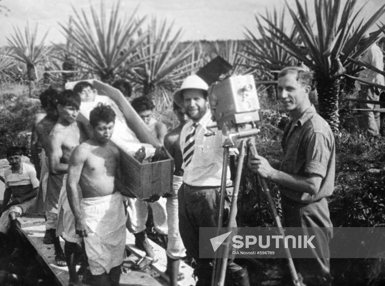 Film director Eizenshtein and cameraman Eduard Tisse