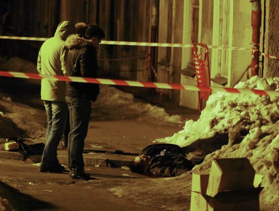 Police officer gunned down, another wounded in west Moscow