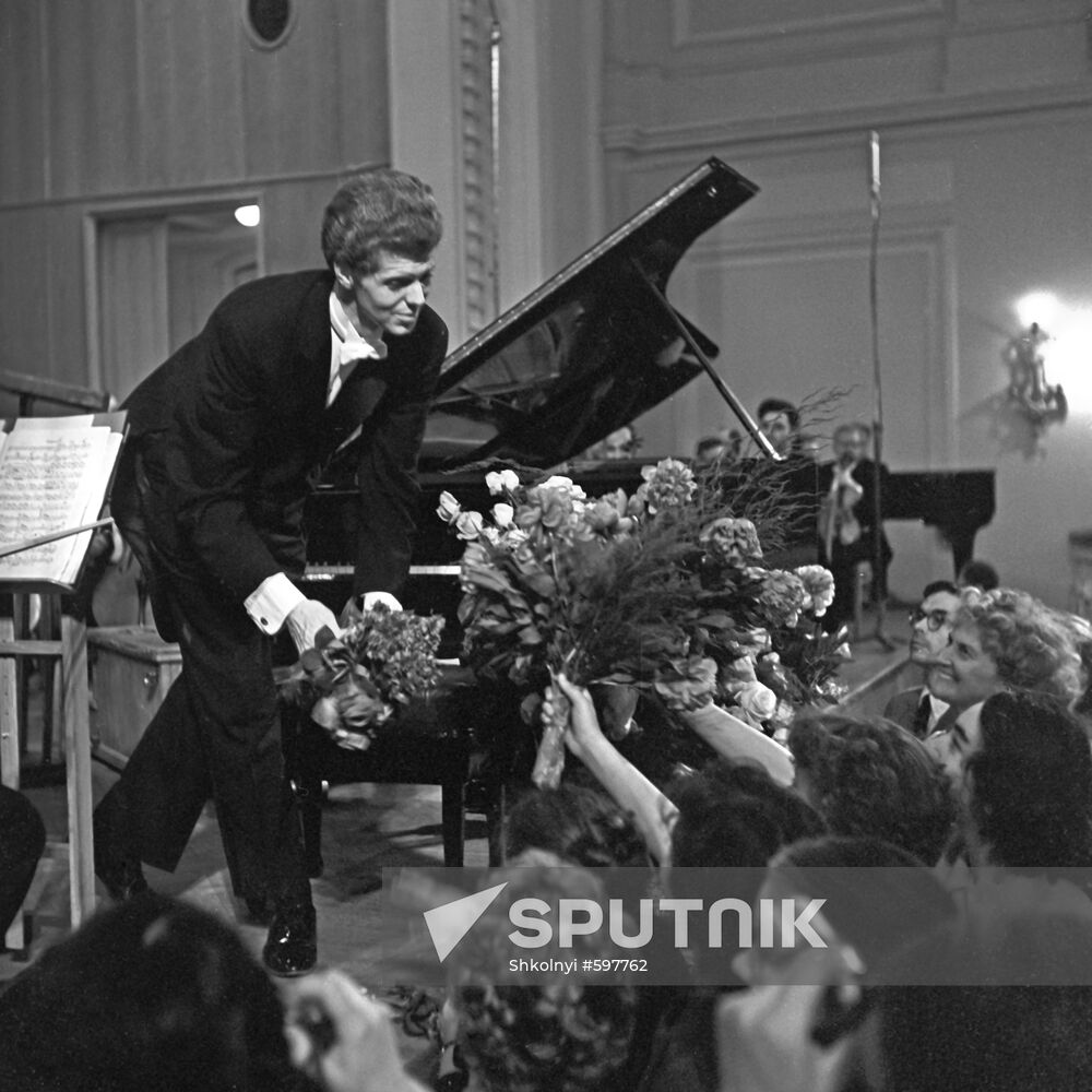 American pianist Van Cliburn performing in Moscow