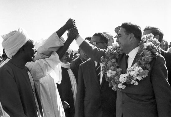 Leonid Brezhnev visits Sudan