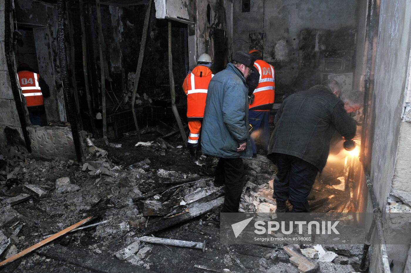 Communal apartment blows up in St. Petersburg