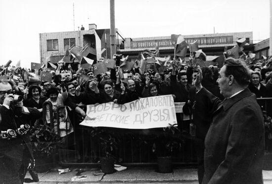 Prague residents greeting Soviet delegation