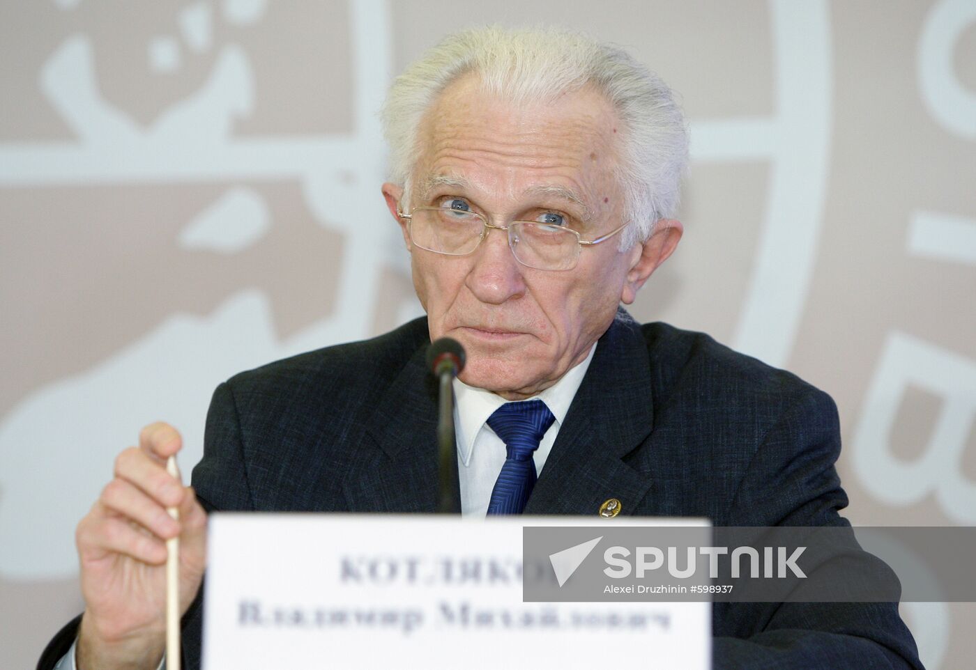 Vladimir Kotlyakov