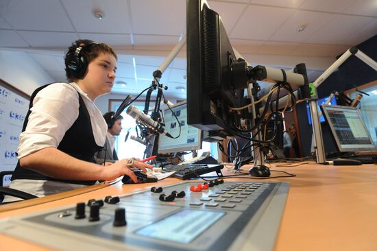 Kommersant FM news radio station