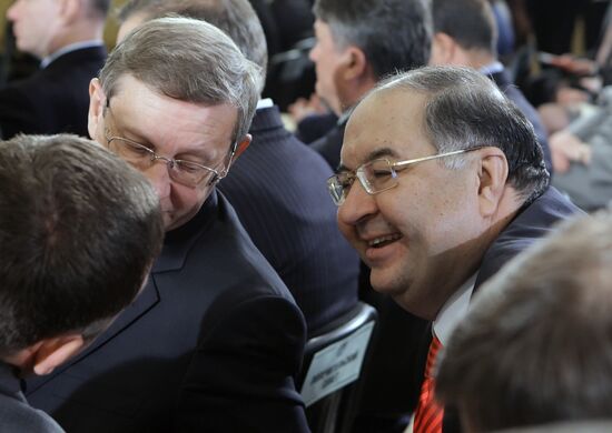 Vladimir Yevtushenkov, Alisher Usmanov