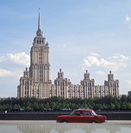 Ukraina hotel on Kutuzovsky Avenue