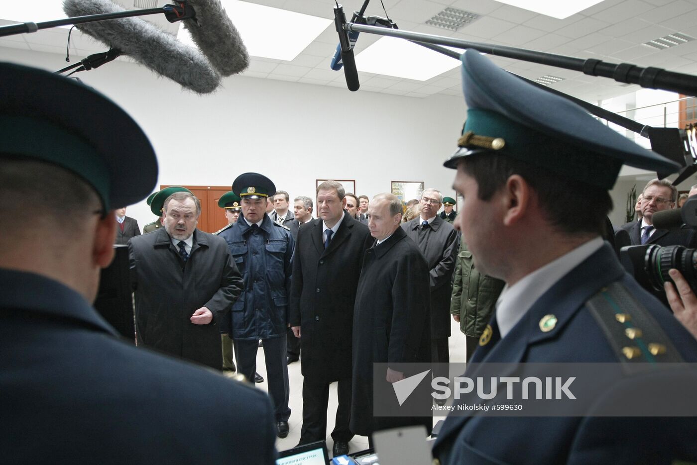 Vladimir Putin visits Belarus