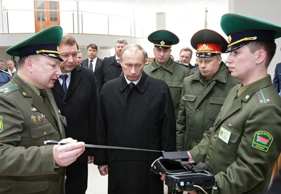 Vladimir Putin visits Belarus