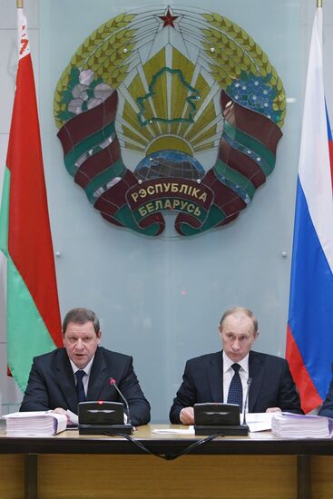 Vladimir Putin visits Republic of Belarus