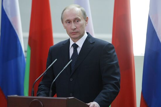 Vladimir Putin visits Republic of Belarus