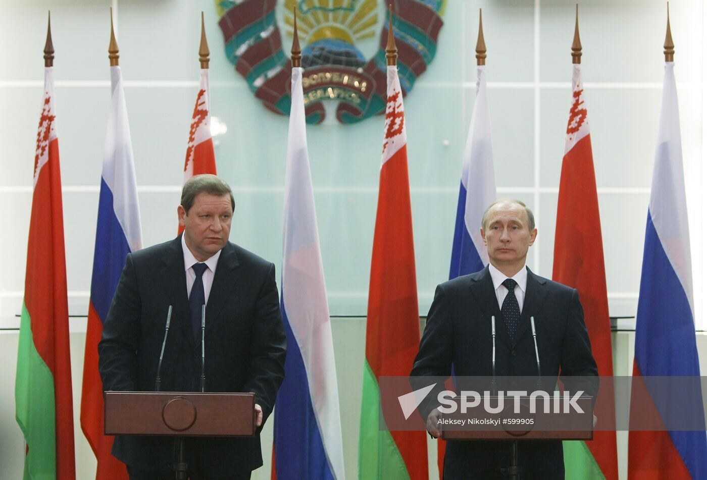 Vladimir Putin visits Republic of Belarus