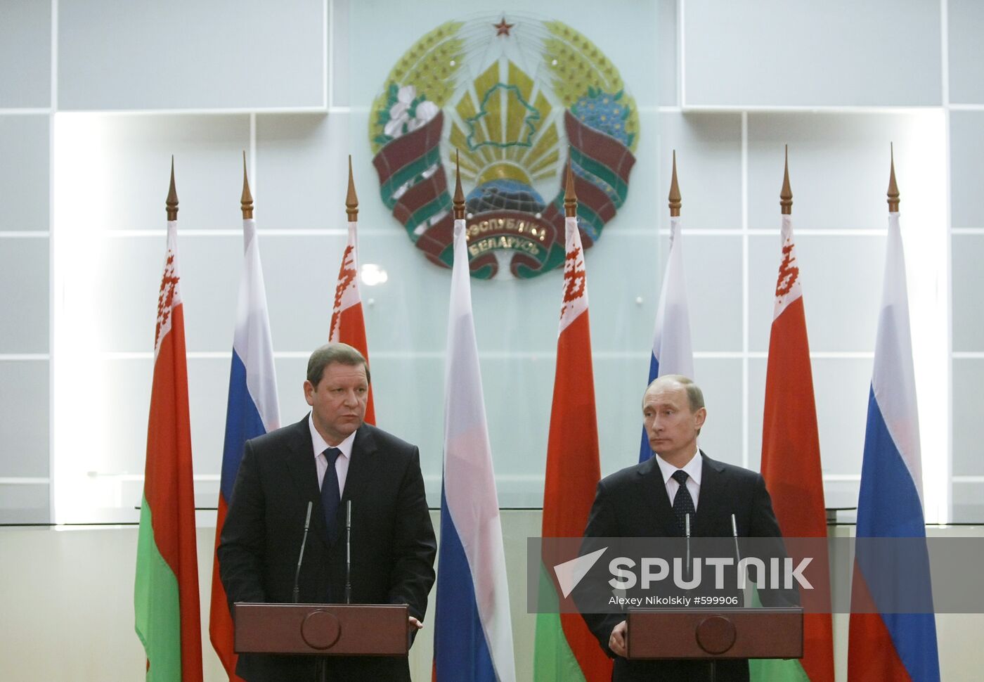 Vladimir Putin visits Republic of Belarus