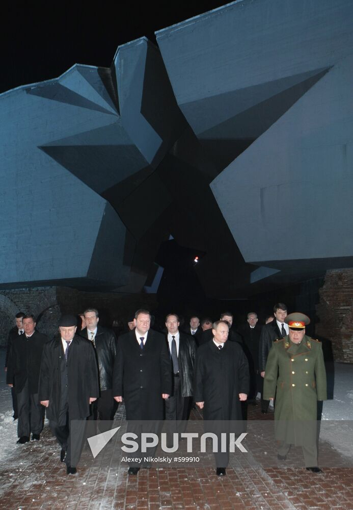 Vladimir Putin visits Belarus