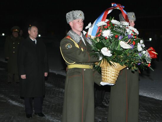 Vladimir Putin visits Republic of Belarus