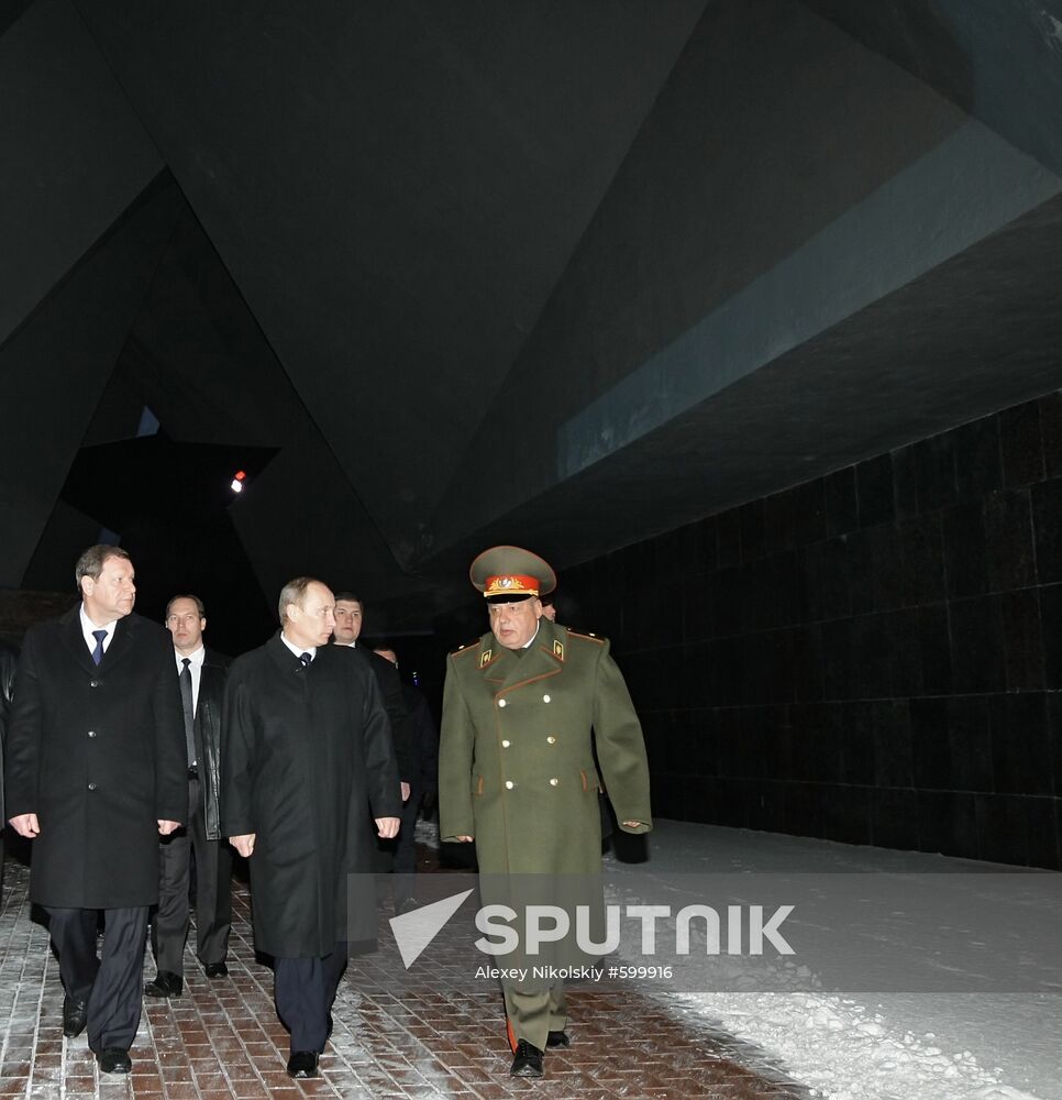 Vladimir Putin visits Belarus