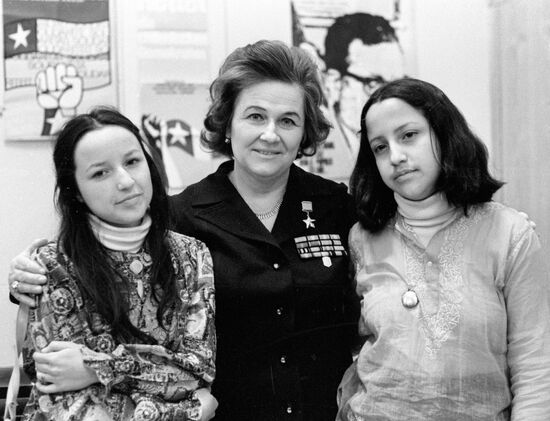 CORVALAN DAUGHTERS POPOVA WWII
