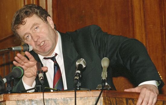ZHIRINOVSKY MAKING A SPEECH