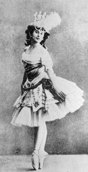 BALLERINA PAVLOVA