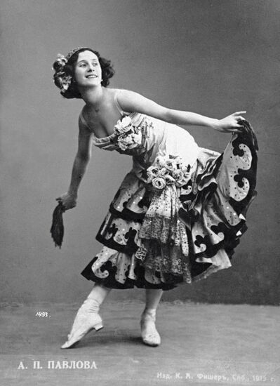 ANNA PAVLOVA 