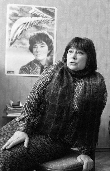 SAMOILOVA FILM ACTRESS 