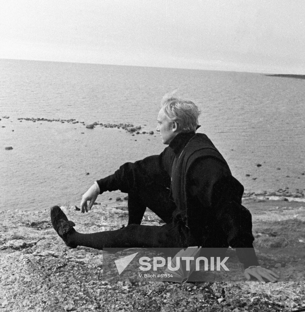 SMOKTUNOVSKY "HAMLET" FILMING