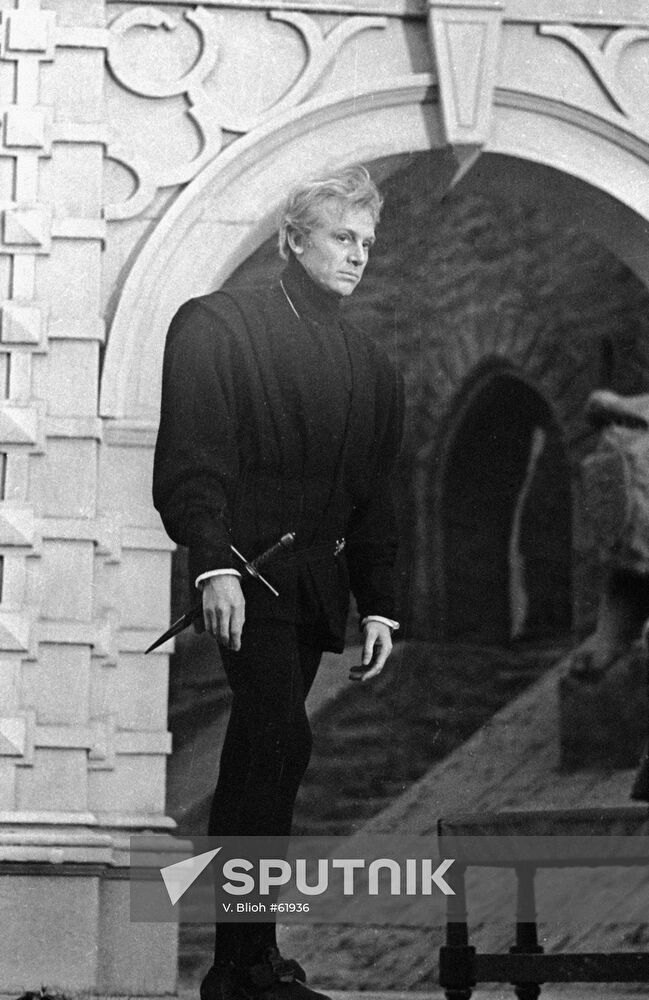 SMOKTUNOVSKY "HAMLET" FILMING