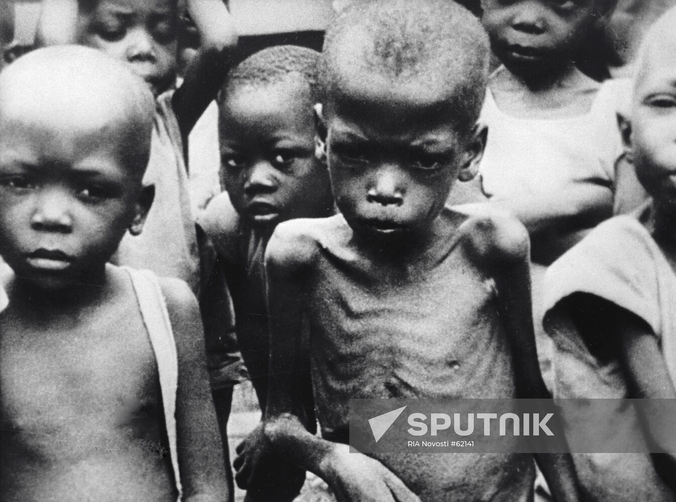 CHILDREN FAMINE