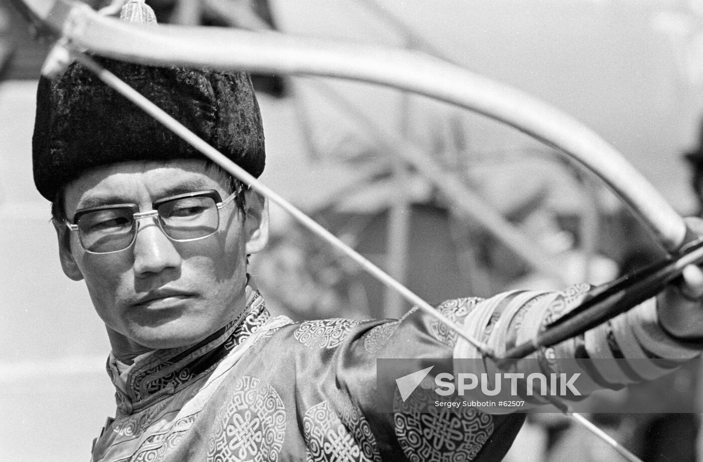 MONGOLIAN BOW ARCHERY