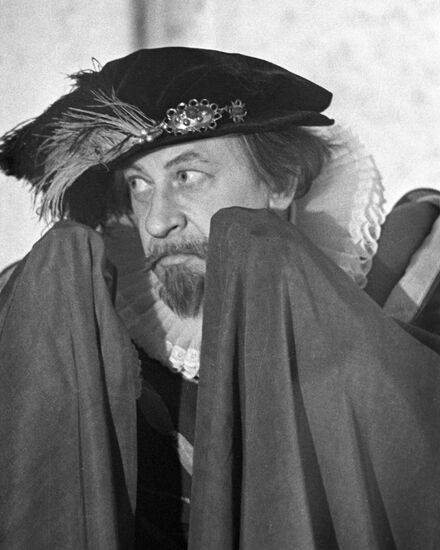 YEVSTIGNEYEV FILM