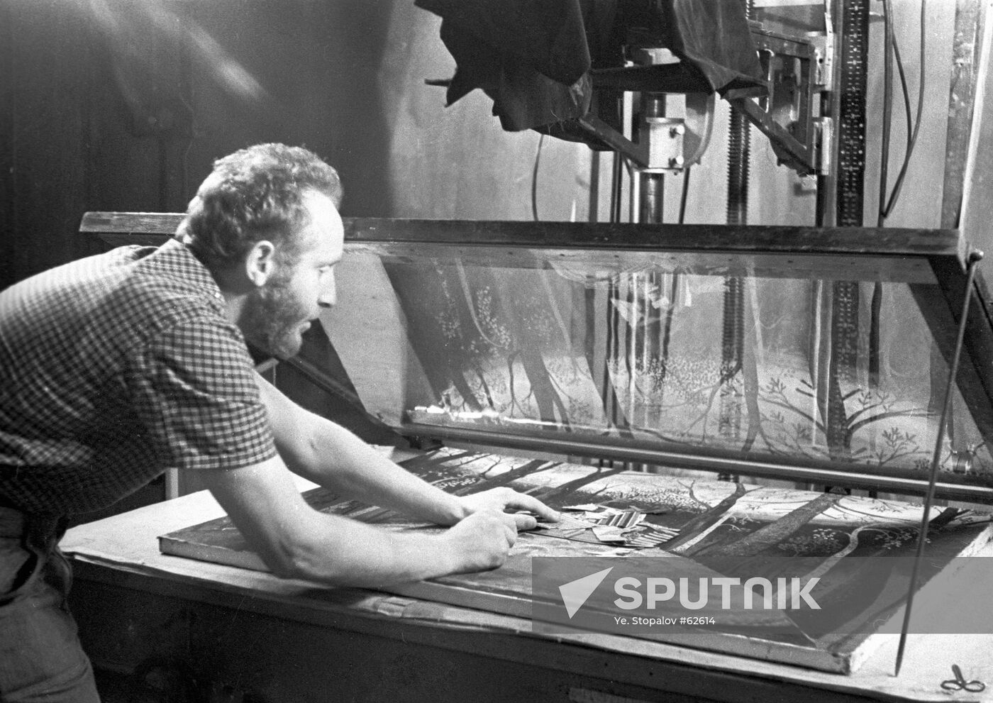 CARTOONIST NORSHTEIN SHOOTING CARTOON