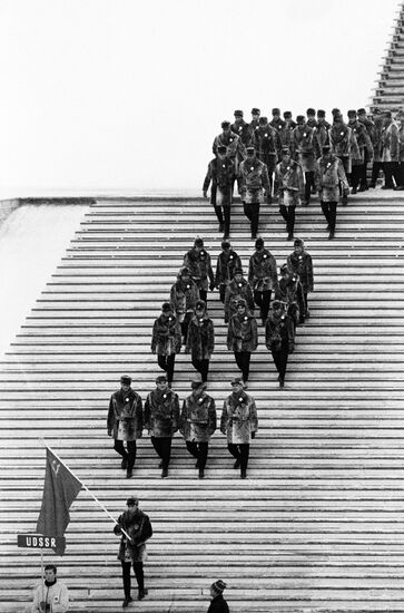 U.S.S.R. ATHLETES PARADE OLYMPIC GAMES