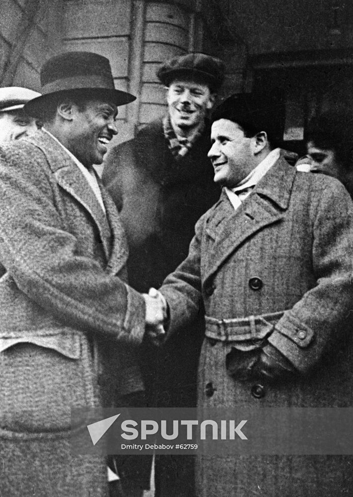 EISENSTEIN ROBESON MEETING