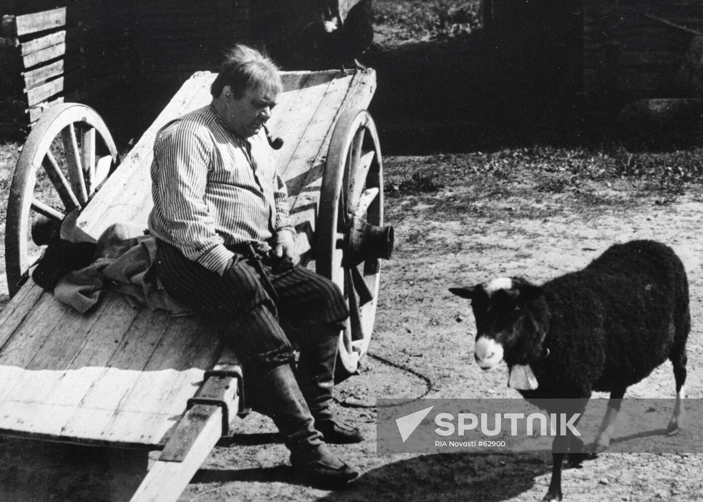 LEONOV SEEKING MATCHES