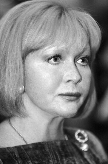 GUNDAREVA