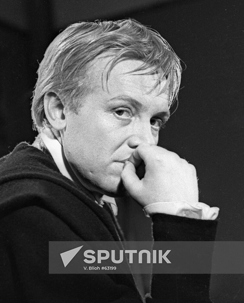 SMOKTUNOVSKY