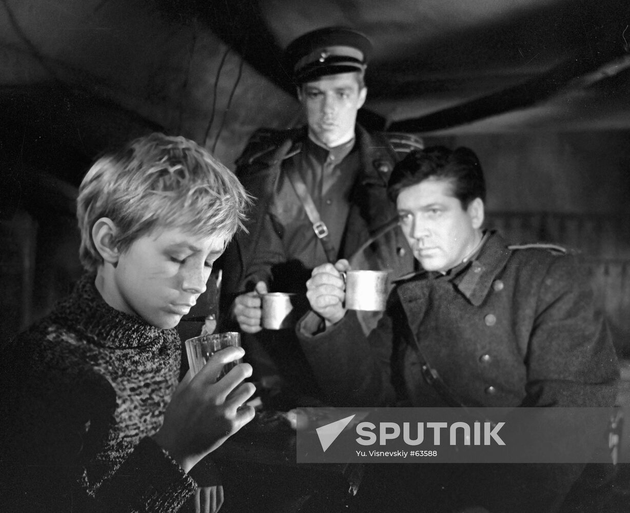 IVAN'S CHILDHOOD FILM ZHARIKOV ZUBKOV BURLYAEV