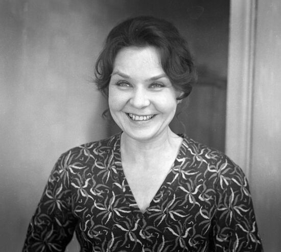 URGANT FILM ACTRESS 