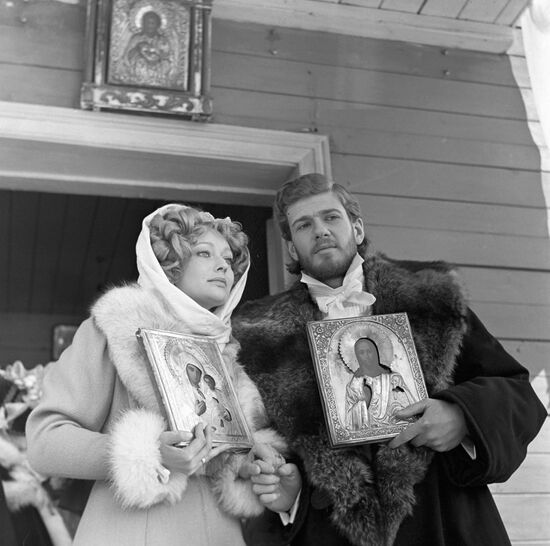 SZIKULSKA KOSTOLEVSKY