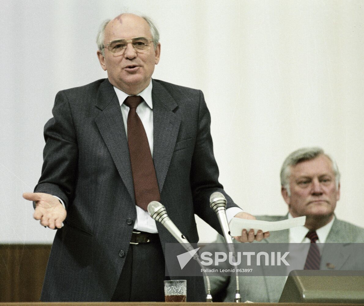 GORBACHEV BRAZAUSKAS